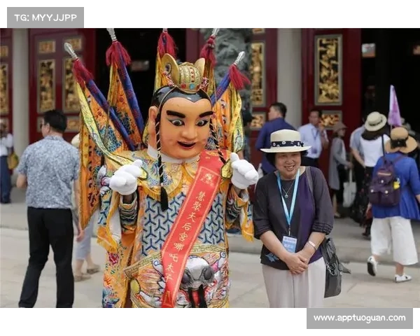 福建南音与台湾电音三太子同台演绎文化交融 两岸运动员共庆联欢盛宴 福建南音与台湾电音三太子同台演绎文化交融 两岸运动员共庆联欢盛宴
